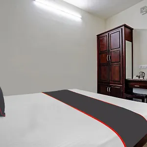 Collection O White House Pearl 4*, Kochi India